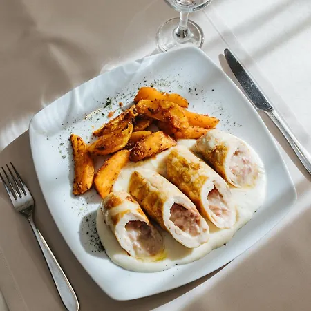 Konukevi Stari Slon 3*